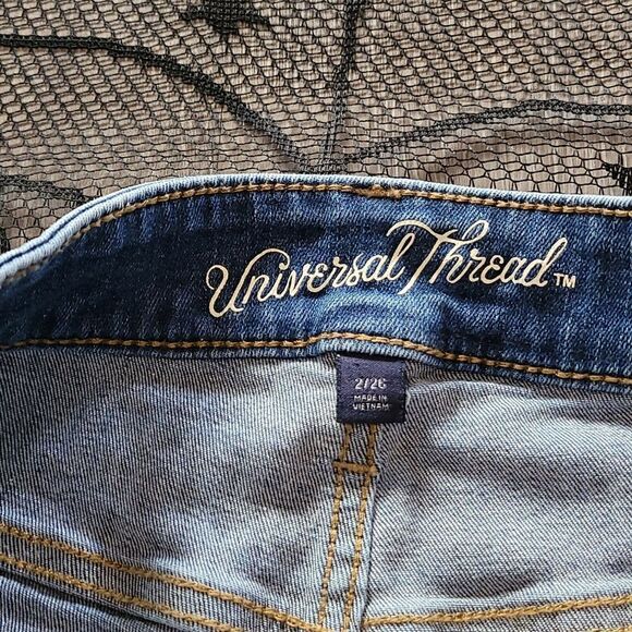 High Waisted Distressed Ripped Blue Jeans Universal Thread Size 2/26 - Picture 4 of 10